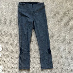 Lululemon Pace Rival Mid-Rise Crop 22”, size 4, Like New